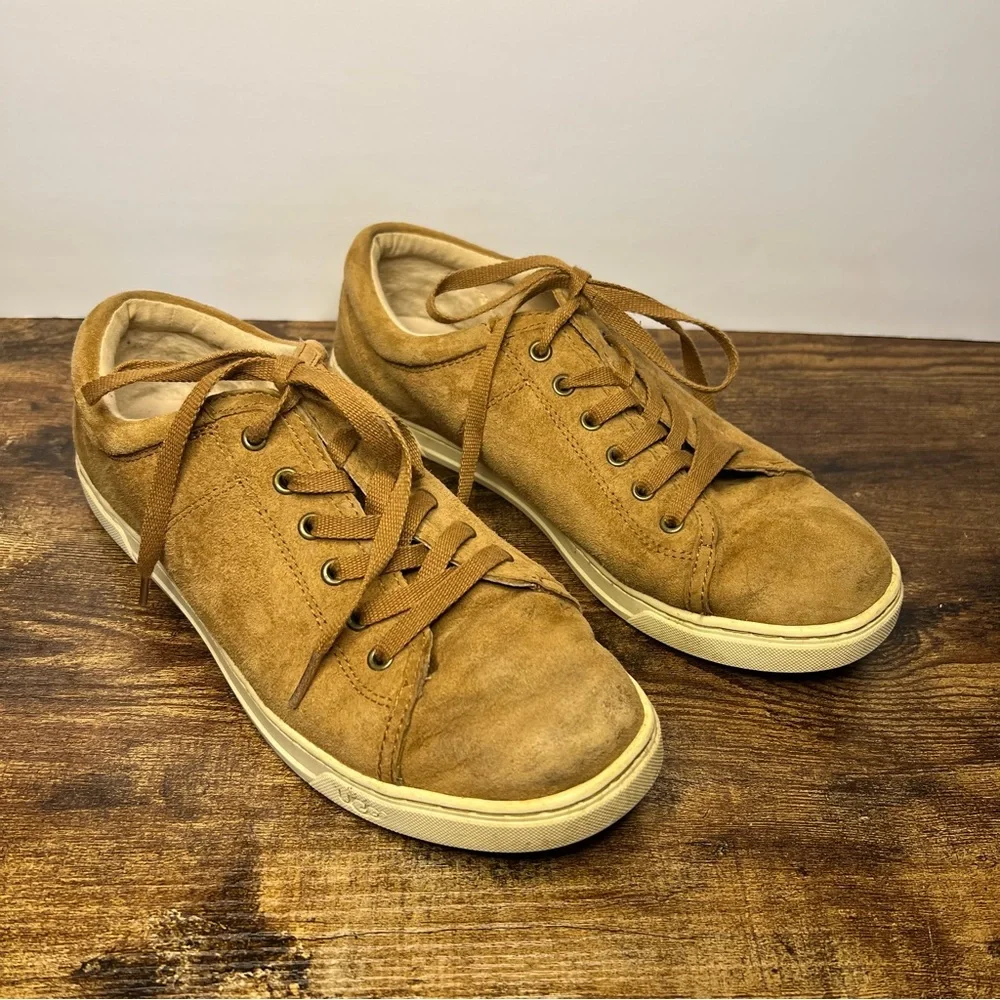 Ugg Brown Tan Suede Leather Sneakers tennis shoes lace up women's 9.5